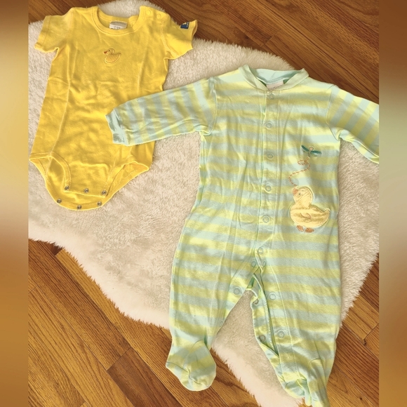 Carter's Bodysuit Set - Picture 1 of 5